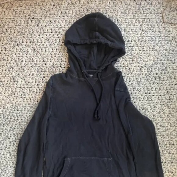 Small Black Subtle Grunge Sweatshirt Hoodie - Picture 2 of 4